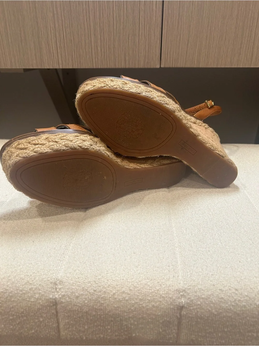 Vince Camuto tan leather
